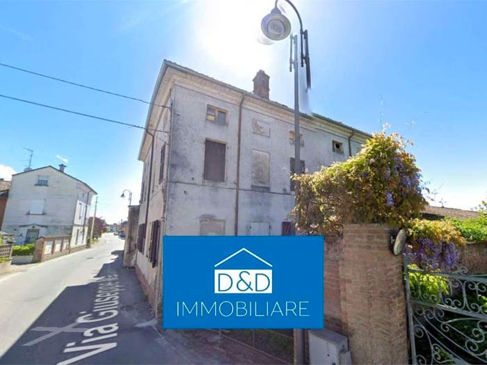 Casa con 6 locali in vendita in Via Giuseppe Mazzini, Centro, Isola Sant'Antonio