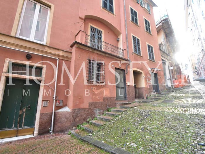 Appartamento quadrilocale in vendita in Salita San Leonardo, Carignano, Genova