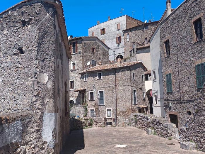 Casa trilocale in vendita in Via del Borgo, Centro, Castiglione in Teverina