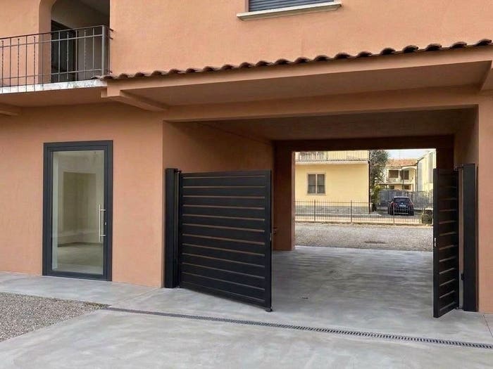 Appartamento bilocale in vendita in Piazza Giovanni XXIII, Lazzate