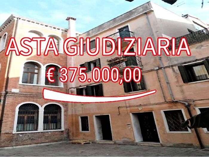 Appartamento quadrilocale in vendita in Sestiere San Marco, San Marco, Venezia