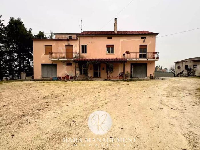 Casa in vendita in Ostra Vetere