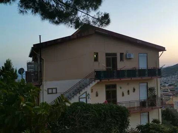 Appartamento trilocale in vendita in Contrada Ranna No Number, Montelepre