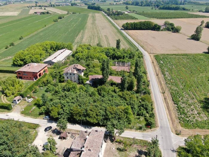 Casa con 6 locali in vendita in Strada Zappellaccio, Ganaceto Lesignana, Modena