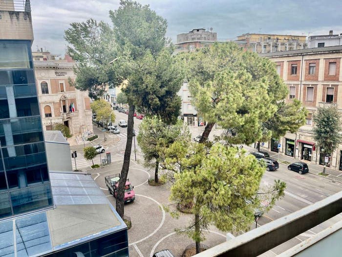 Appartamento quadrilocale in vendita in Via dei Marrucini, Porta Nuova, Pescara