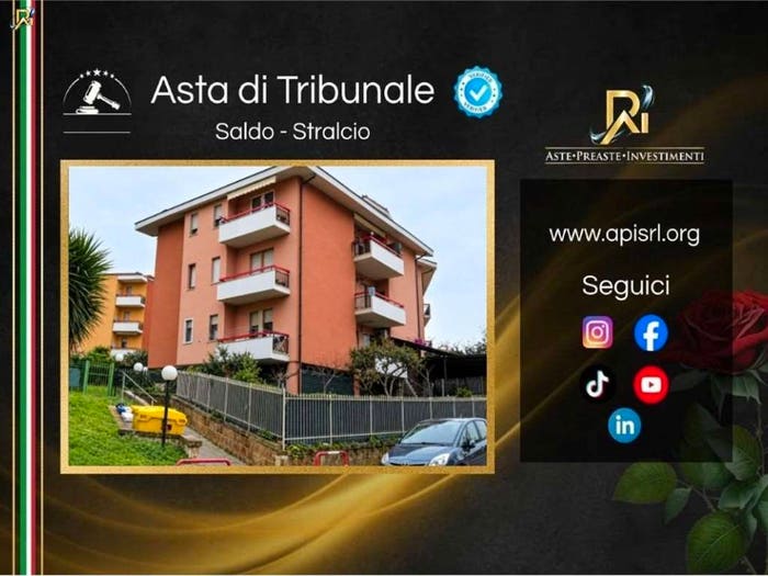 Appartamento quadrilocale in vendita in Via PO, Centro, Termoli