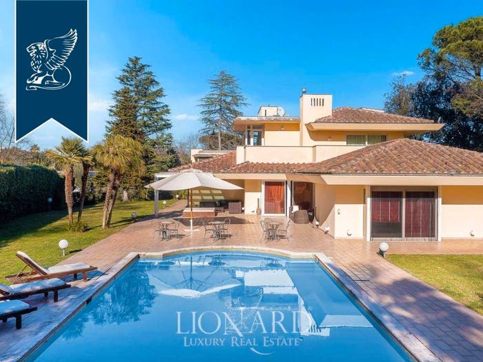 Casa con 6 locali in vendita in Olgiata, Roma