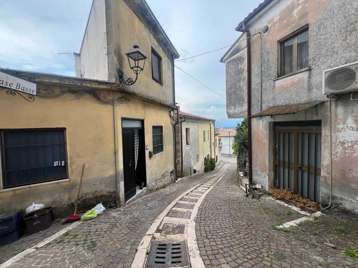 Appartamento trilocale in vendita in Via Trivio, Sant'Ambrogio sul Garigliano