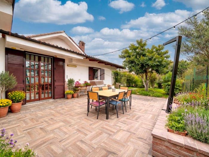 Casa con 5 locali in vendita in VILLA SINGOLA Via Arona, Bruere, Rivoli