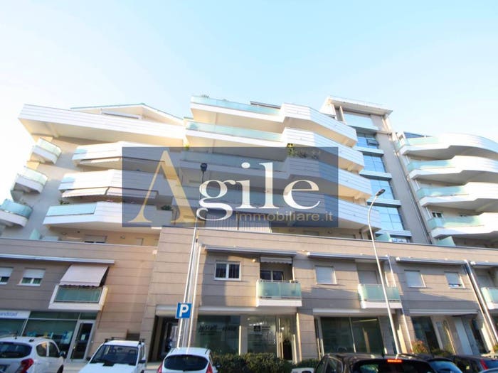 Appartamento quadrilocale in vendita in via firenze, Ascoli Piceno