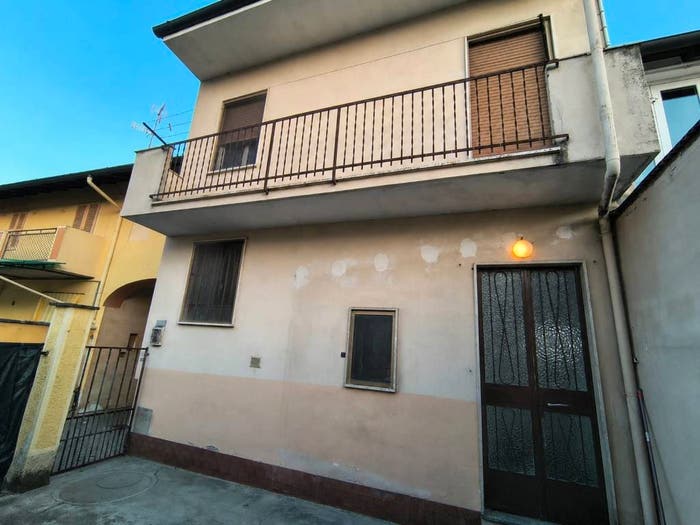 Casa trilocale in vendita in Via Circonvallazione, Gravellona, Gravellona Lomellina