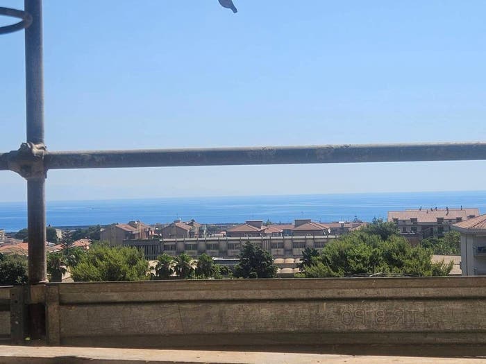 Appartamento con 5 locali in vendita in Viale Libertà, Centro, Giarre