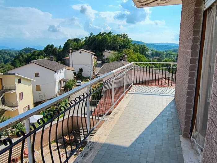 Appartamento trilocale in vendita in Via delle Querce, Nespolo