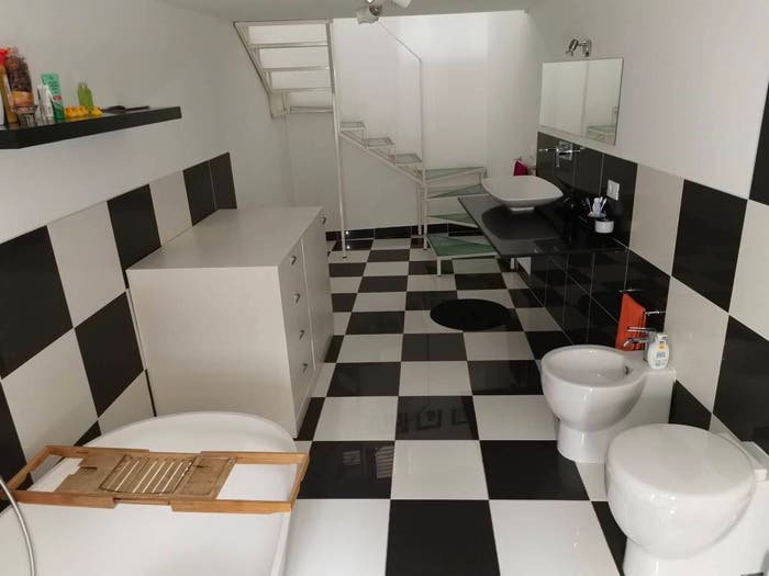 Appartamento trilocale in vendita in Via Buon Pastore, Castellammare, Palermo