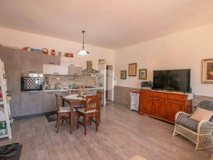Appartamento quadrilocale in vendita in Vocabolo Berardelli, Berardelli, Magliano Sabina