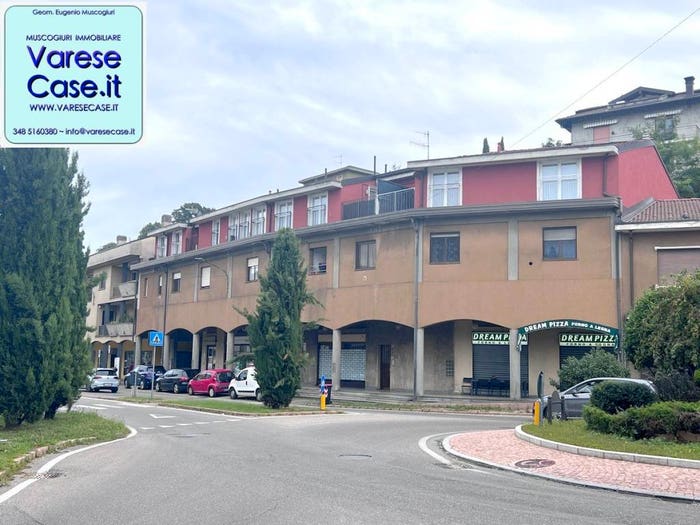 Appartamento bilocale in vendita in Via Piave, Centro, Azzate