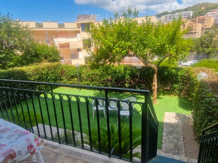 Appartamento trilocale in vendita in Viale Oceania, Gaeta