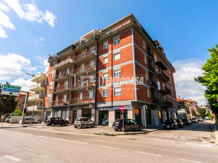 Appartamento quadrilocale in vendita in Via Ferdinando Magellano, Civitanova Nord San Gabriele Fontespina, Civitanova Marche