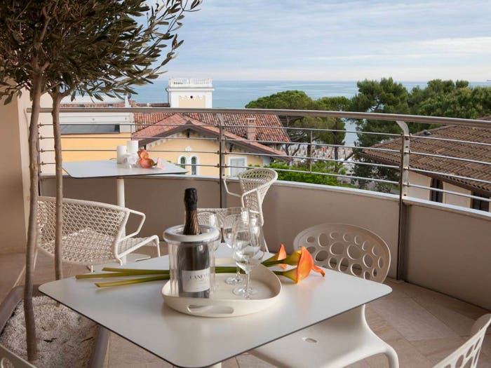 Appartamento trilocale in vendita in Via Luigi Galvani, Centro, Grado