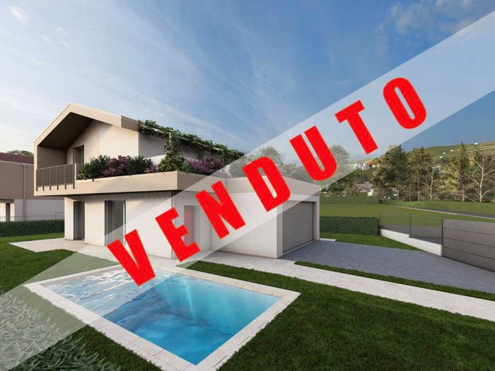 Casa con 5 locali in vendita in Via Monte Bolettone, Albavilla