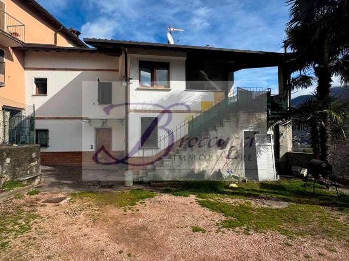 Casa con 6 locali in vendita in Via Sant'Antonio, Cuasso Al Piano, Cuasso al Monte