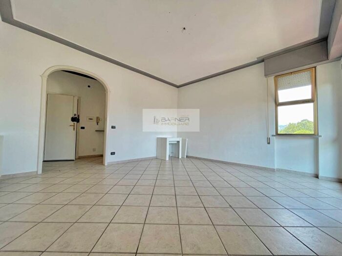 Appartamento con 6 locali in vendita in Via Piero Maroncelli, Marco Polo Don Bosco, Viareggio