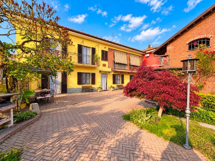 Casa quadrilocale in vendita in Via Valperga, Salsasio San Michele e Grato, Carmagnola
