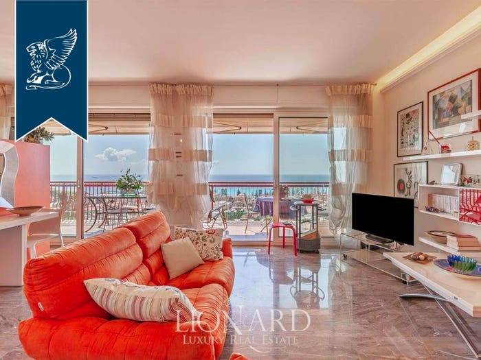 Appartamento con 5 locali in vendita in Centro, Bordighera