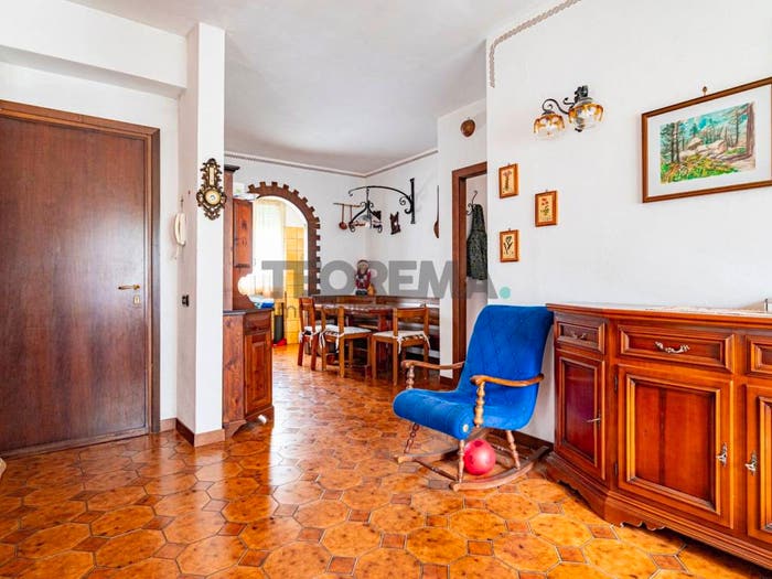 Appartamento con 5 locali in vendita in Via Cantoniera, Centro, Castione della Presolana