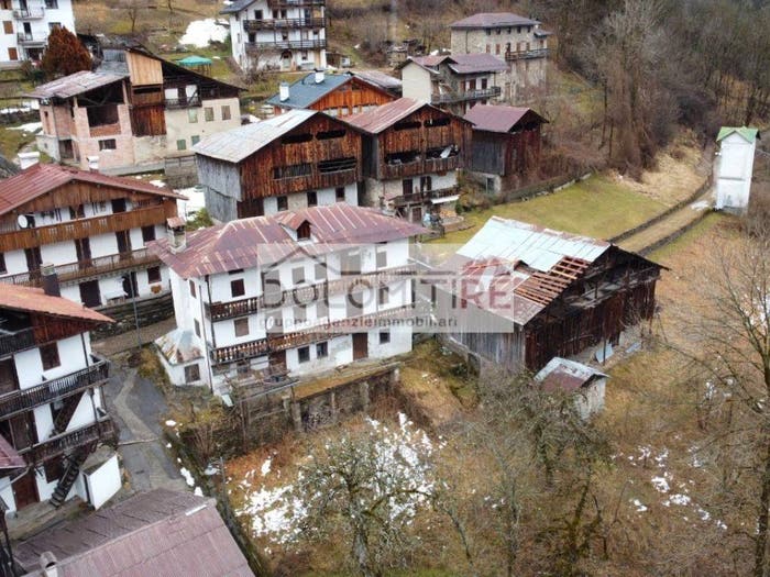 Casa con 6 locali in vendita in Calalzo di Cadore