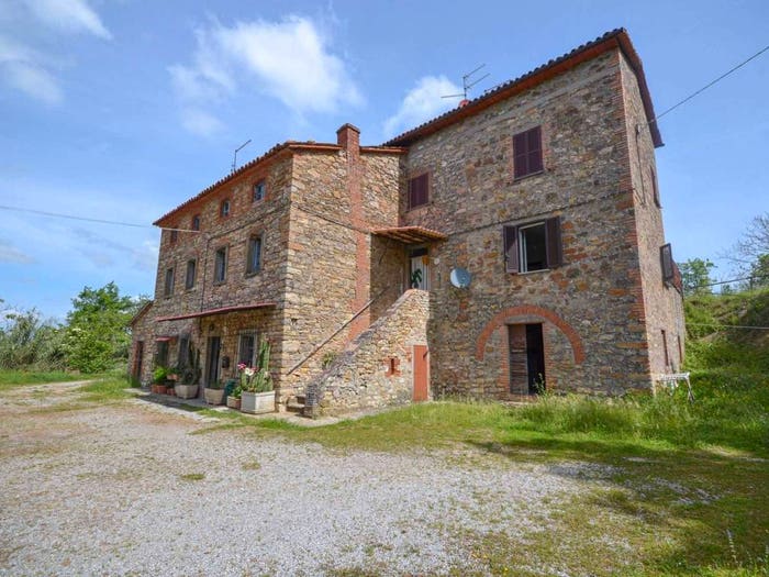 Appartamento con 6 locali in vendita in Contrada Casali, Centro, Parrano