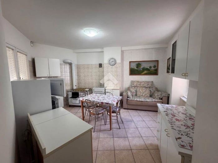 Appartamento monolocale in affitto in Centro, Dro