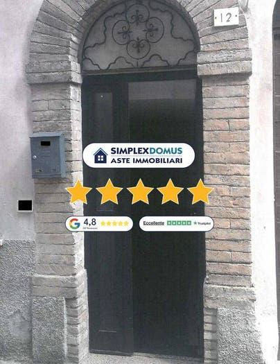 Appartamento con 6 locali in vendita in Ercole Ronconi, Centro, Sigillo