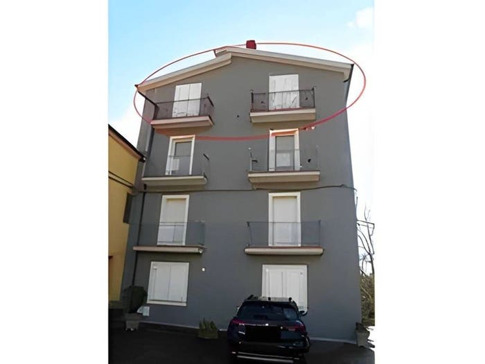 Appartamento quadrilocale in vendita in Piazza Madonna del Rosario Saliano CS Italia, Saliano, Rogliano