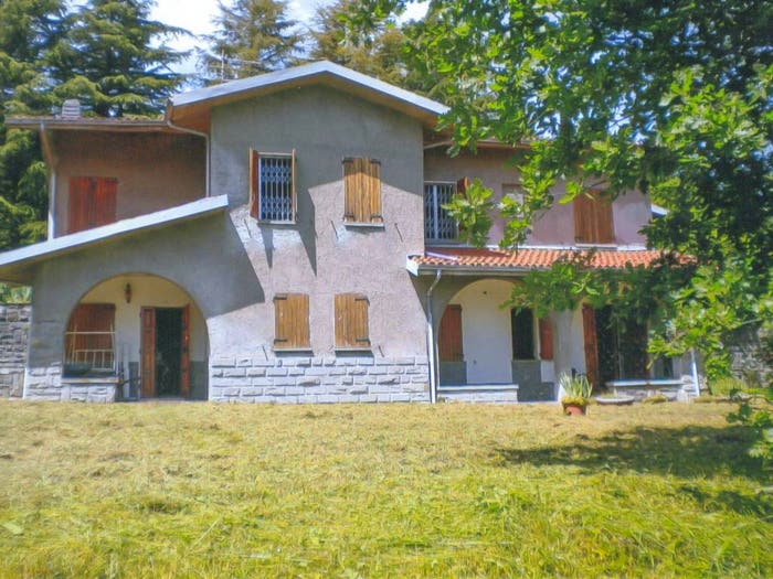 Casa con 6 locali in vendita in Monzuno