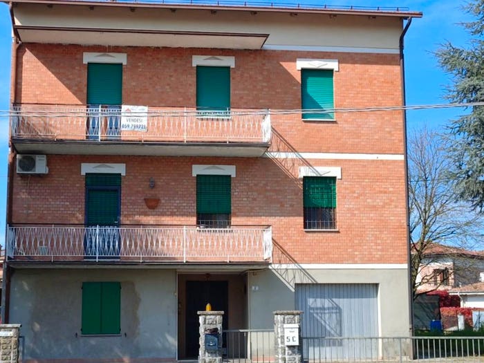 Appartamento con 5 locali in vendita in Via Sinistra Guerro, Centro, Castelvetro di Modena