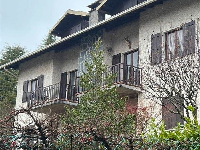 Appartamento trilocale in vendita in Via Roccolo, Centro, Serina
