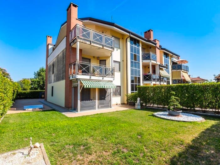 Appartamento quadrilocale in vendita in Via Volta, Centro, Beinasco