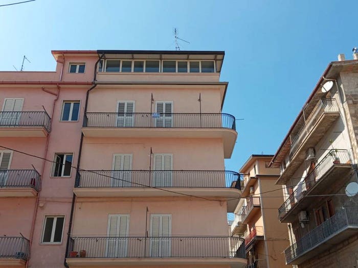 Appartamento con 5 locali in vendita in Via Puglia, Centro, Cagnano Varano