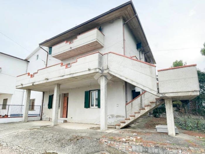 Appartamento con 5 locali in vendita in Contrada S Nicola, Centro, Paglieta