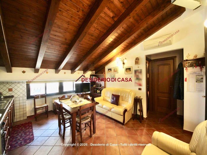 Appartamento trilocale in vendita in Via Torrente Bruca, Centro, Capo d'Orlando