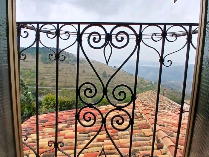 Appartamento trilocale in vendita in Via di Mezzo la Terra, Centro, Calascio