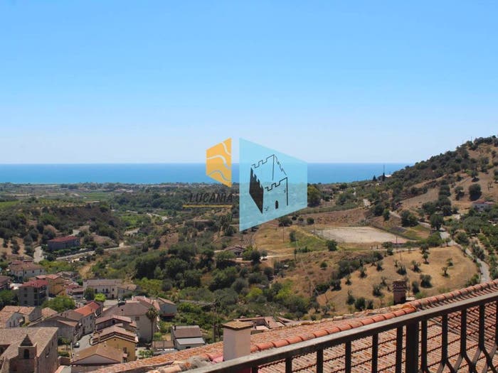 Appartamento trilocale in vendita in Vico Campana, Centro, Rocca Imperiale
