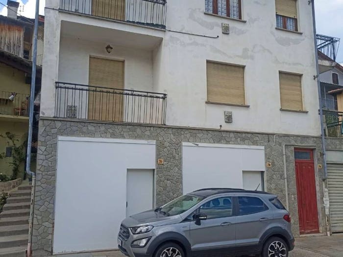 Casa con 6 locali in vendita in Via Roma, Centro, Brossasco