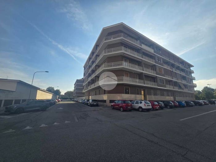 Appartamento quadrilocale in vendita in Via Silvio Pellico, Centro, Carmagnola
