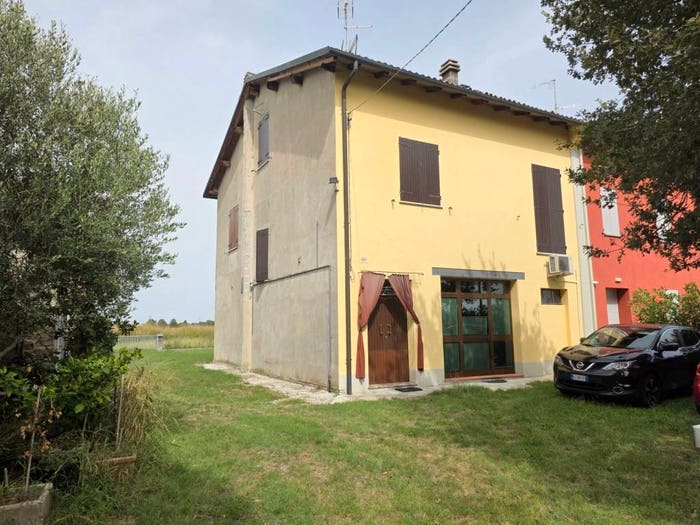 Casa con 5 locali in vendita in Via Sverginesca, Crevalcore