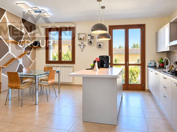 Appartamento trilocale in vendita in Via Febbraio, Centro, Santa Croce sull'Arno