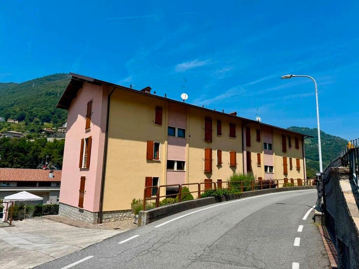 Appartamento bilocale in vendita in Via Giovanni Battista Pesenti, Centro, Sedrina