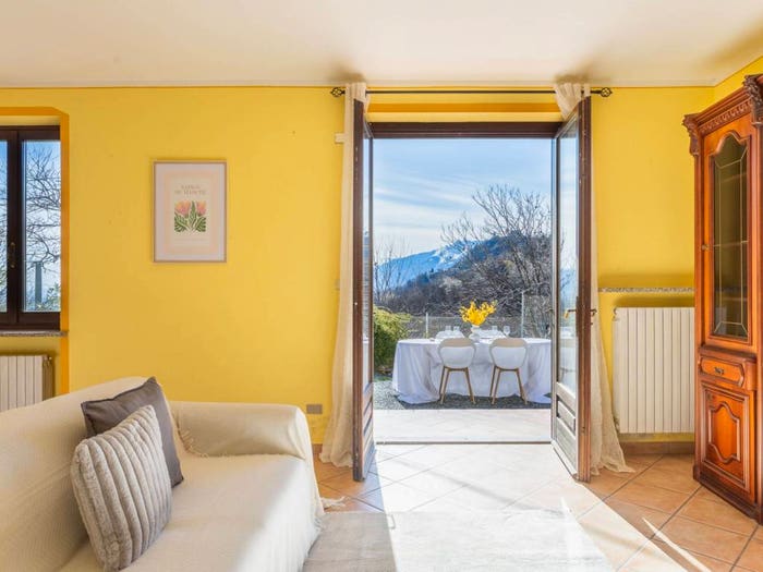 Casa con 6 locali in vendita in Via Aranzone, Cervasca