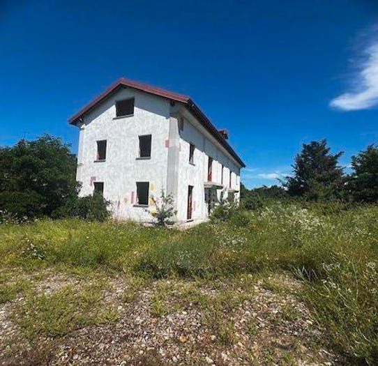 Casa con 6 locali in vendita in Via Ovada, Novi Ligure
